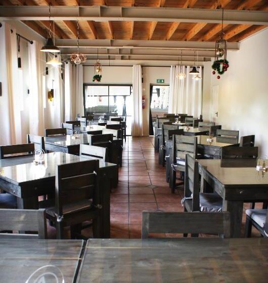 Monte Crous Hotel, Restaurant And Venue