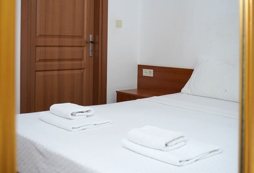 Akyaka Nehir Butik Otel