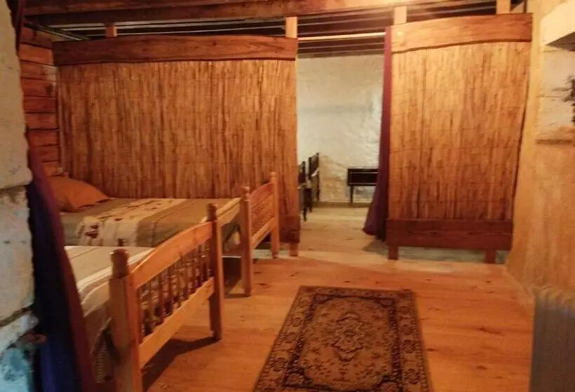 Aamiaismajoitus (B&B) Cheval Nomad