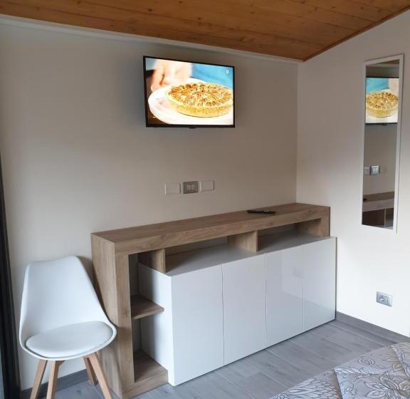 تختخواب و صبحانه Residence Villa Eli