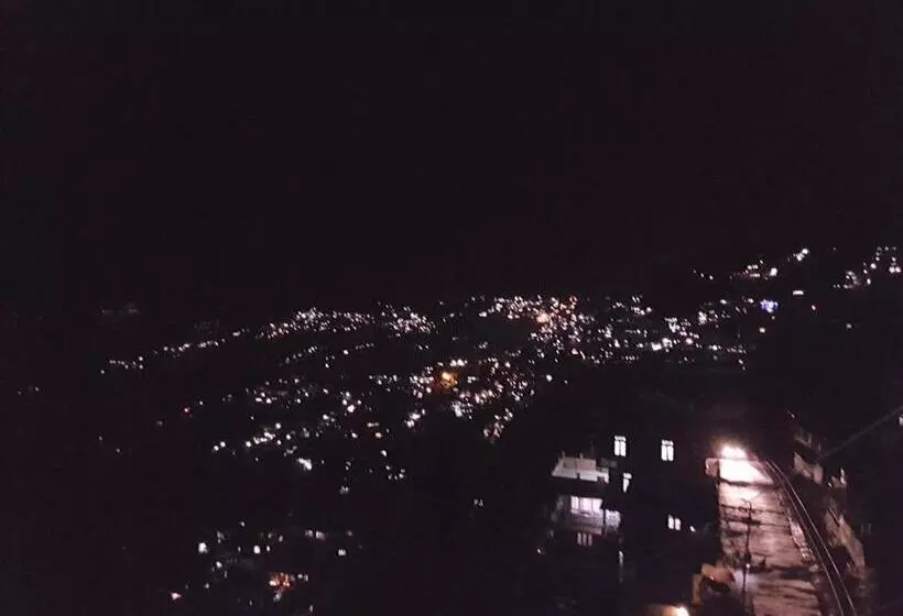 ベッドアンドブレックファースト Yalung Homestay