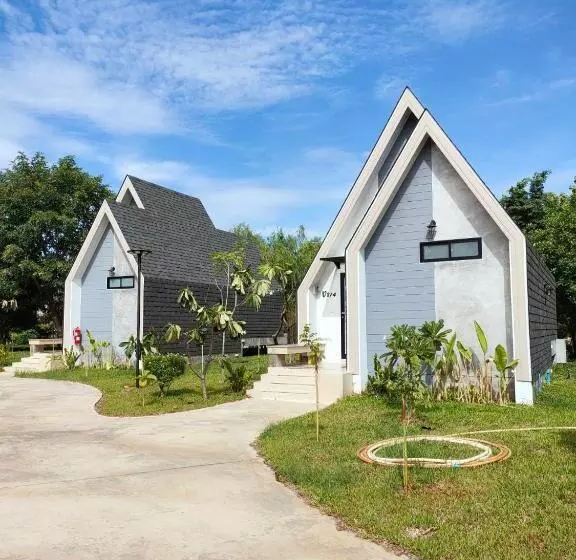 Hotelli โรงแรมสบายโฮเต็ล