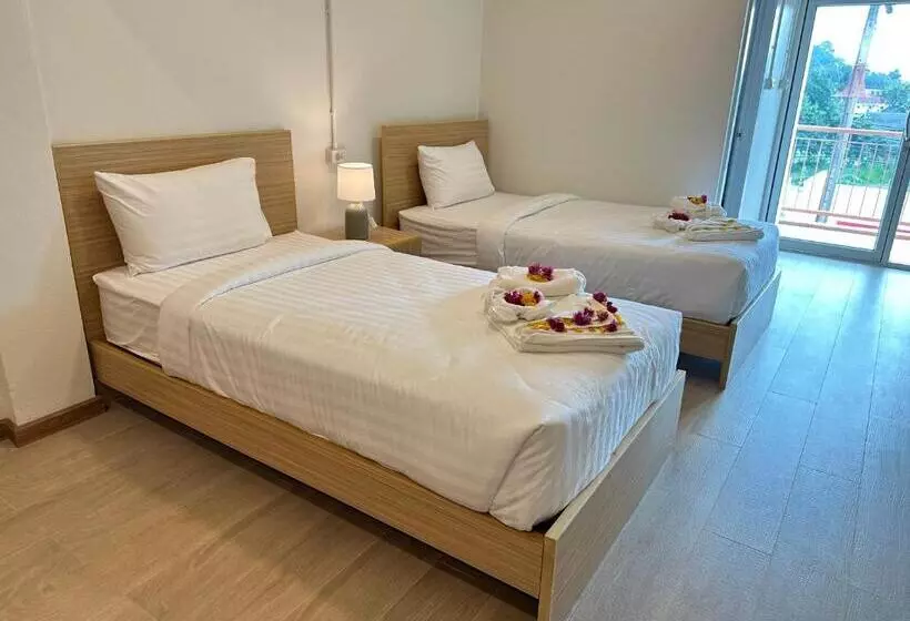 هتل The Ventus Phangan