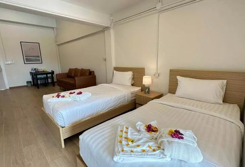 هتل The Ventus Phangan