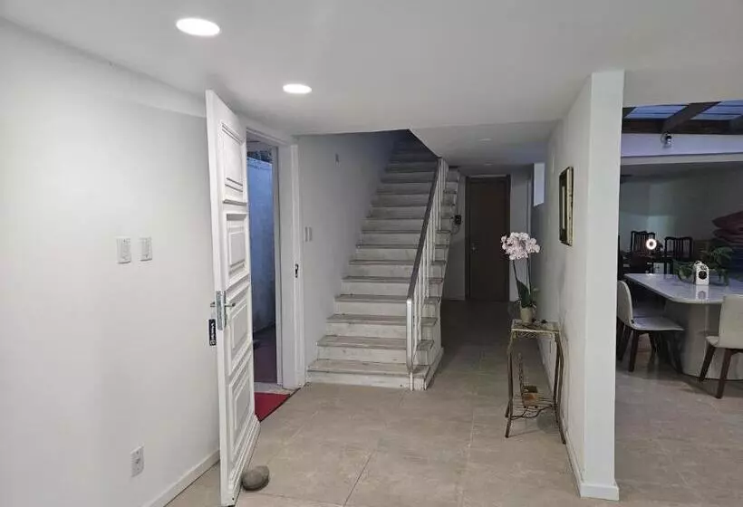 Majatalo Espaço Semente Solar Jade