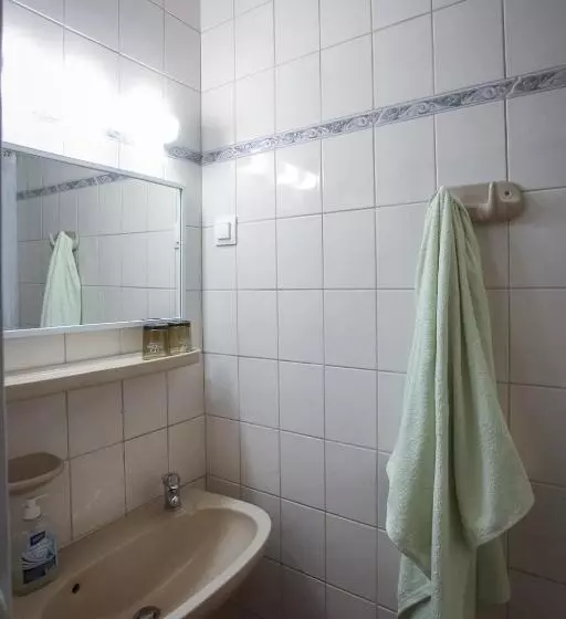 پانسیون Hellényi Apartmanok