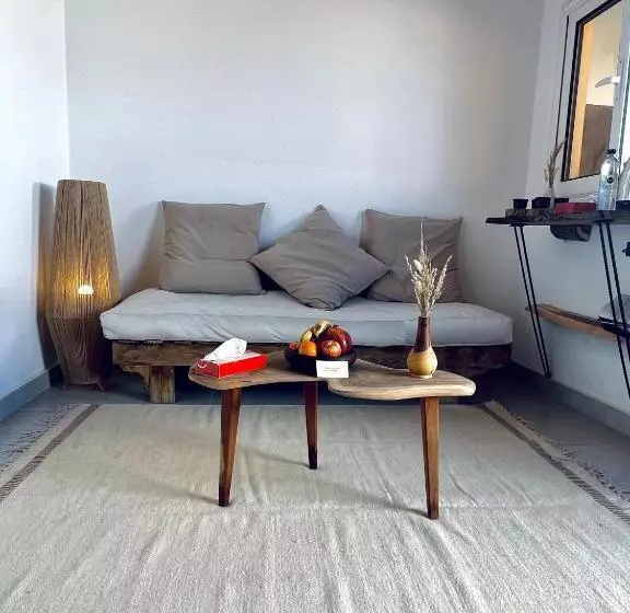 پانسیون Oro Guesthouse