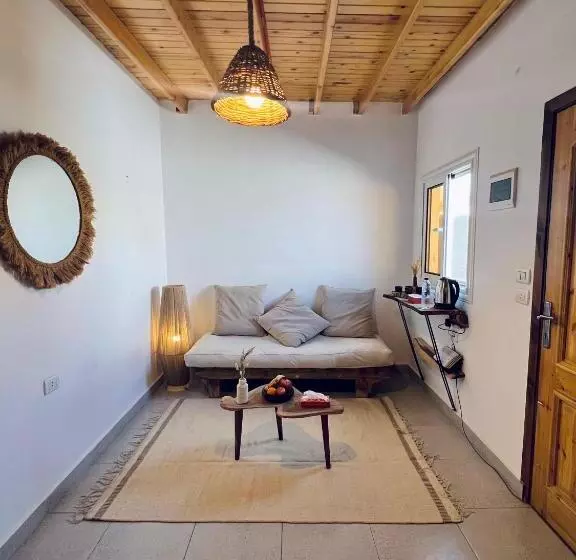 پانسیون Oro Guesthouse