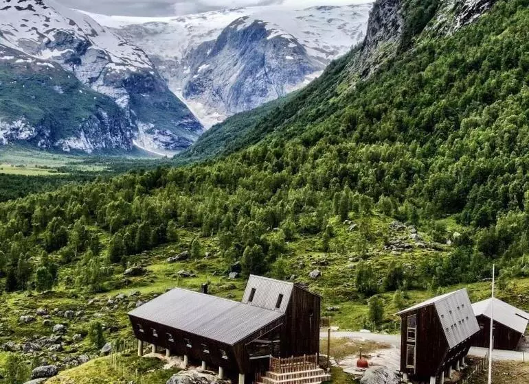 ユースホステル Tungestølen