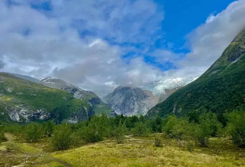 ユースホステル Tungestølen