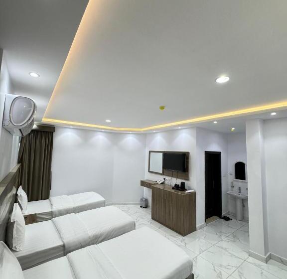 Отель بولاريس للشقق المخدومه