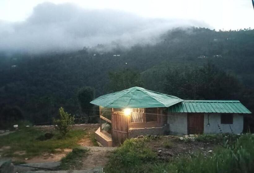 ホテル Hilly Retreat