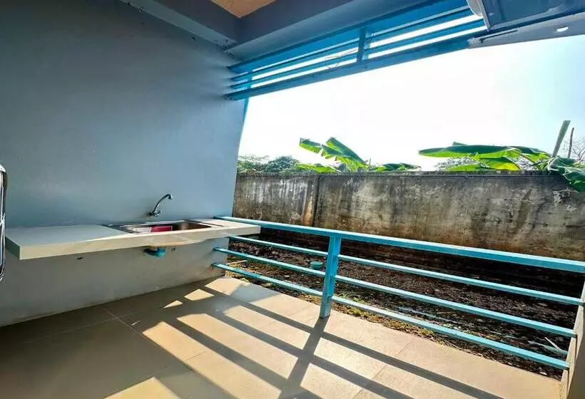 ホテル Oyo 75467 Baan Siripornchai2