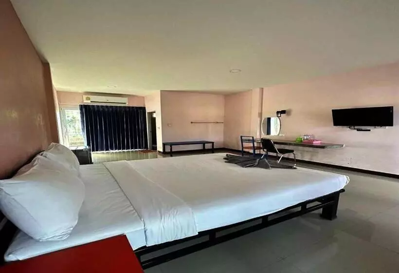 ホテル Oyo 75467 Baan Siripornchai2