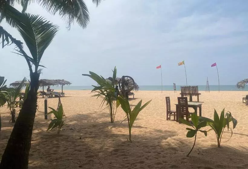 Hotelli Sandaru Villa