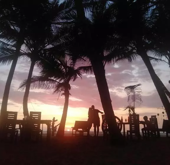 Hotelli Sandaru Villa