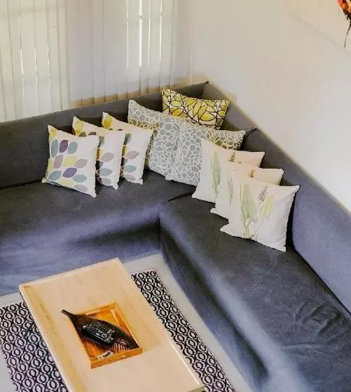 ホテル The Farmhouse Pampanga