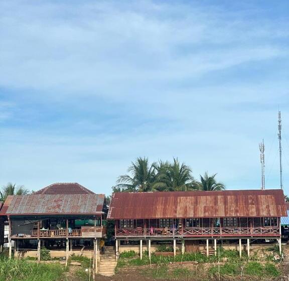 פנסיון Happy Bangalow Riverside