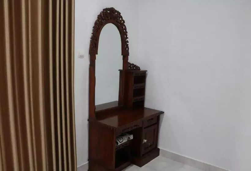 Majatalo Mesari Cottage Guest House