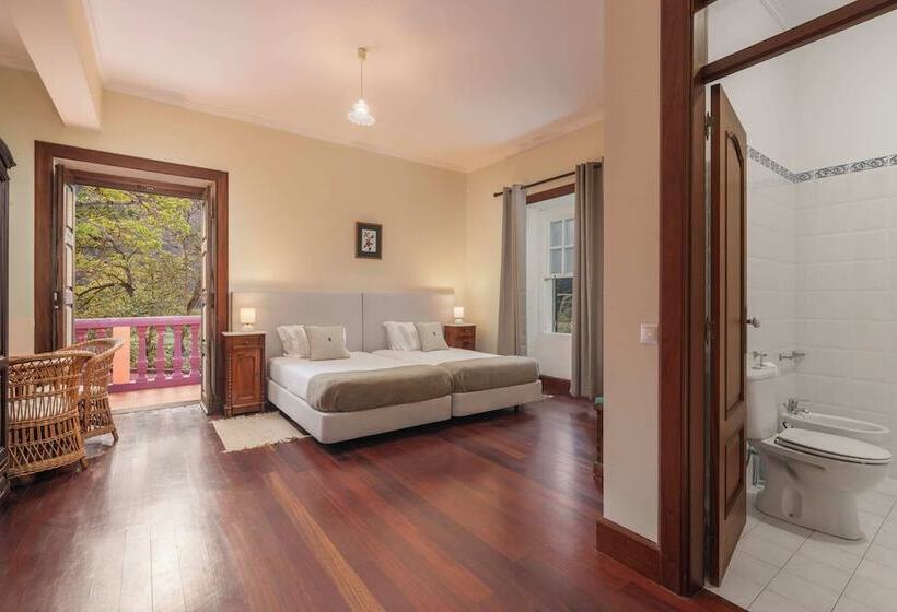 تختخواب و صبحانه Casa Da Fajã Alta With Breakfast Included, By An Island Apart