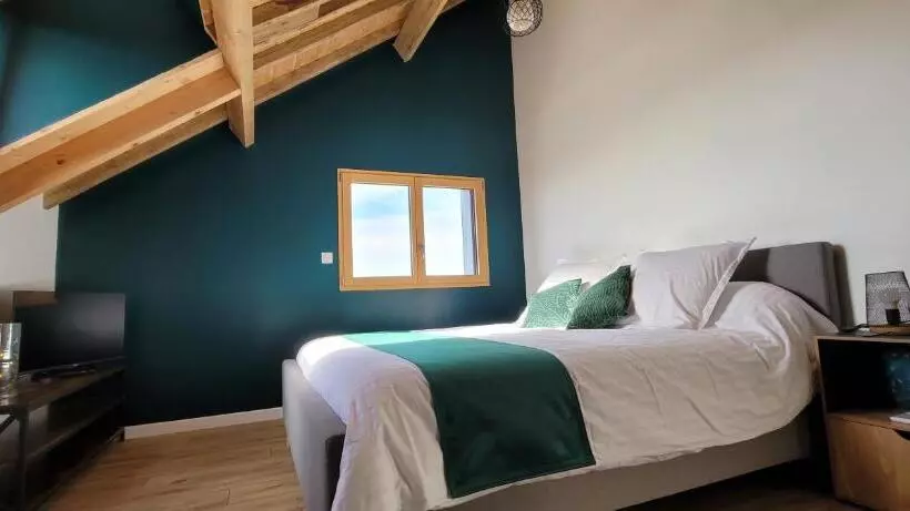 Aamiaismajoitus (B&B) Le Petit Nid Du Quercy