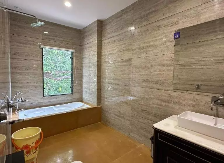 Hotelli Br Resort & Club