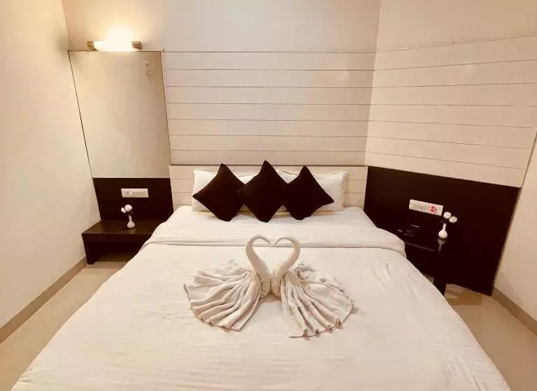 Hotelli Br Resort & Club