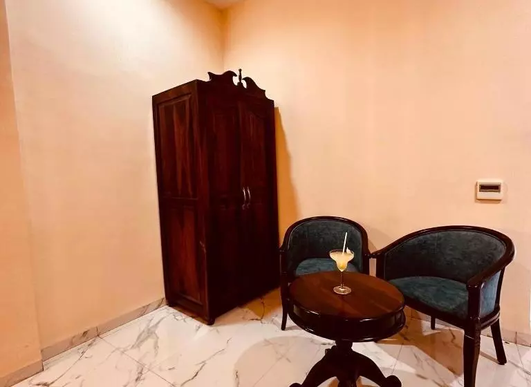 Hotelli Br Resort & Club