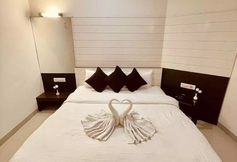 Hotelli Br Resort & Club