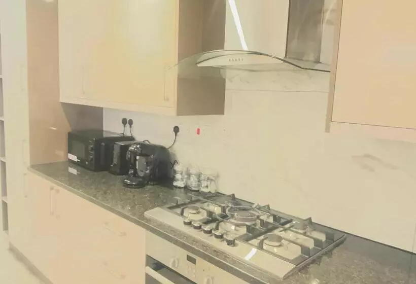 ホテル The London En Suite