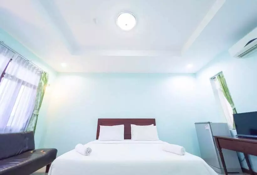 Hotelli Sea View Resort Rayong