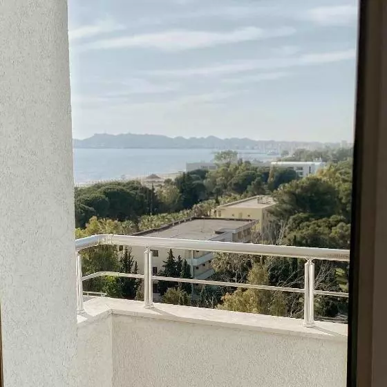 Lunasol Seaside Apartments