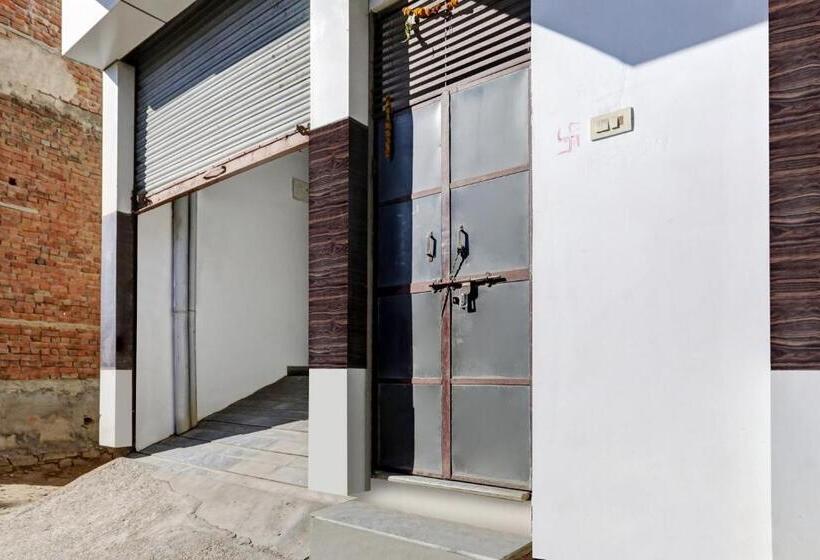 Oyo Hotel R K Shahpura