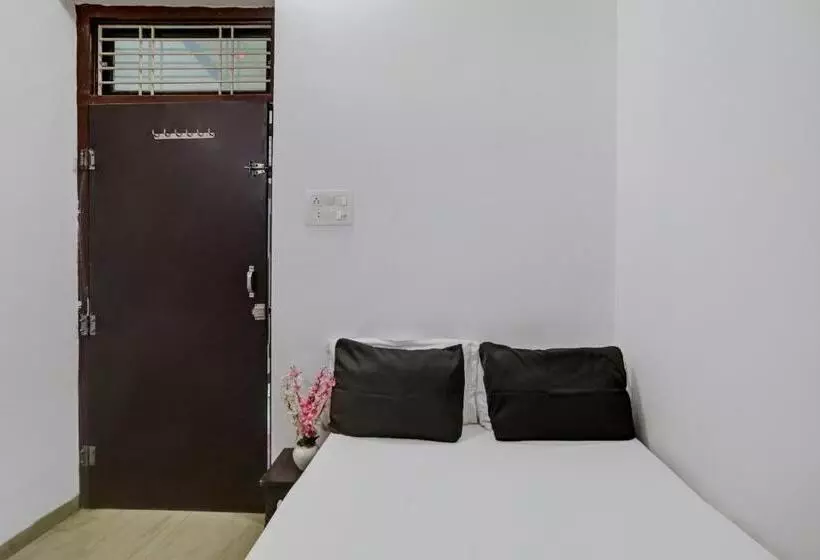 Oyo Hotel R K Shahpura