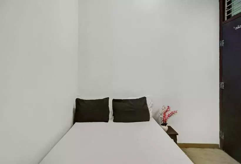 Oyo Hotel R K Shahpura