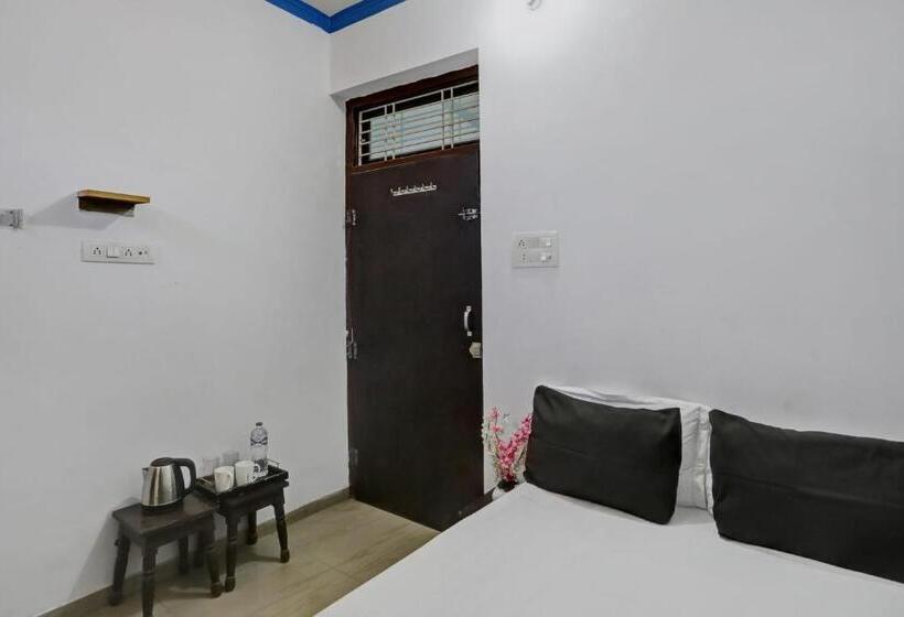 Oyo Hotel R K Shahpura