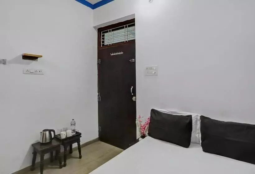 Oyo Hotel R K Shahpura