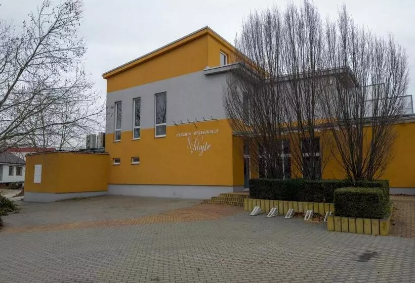 Majatalo Penzion Quercus