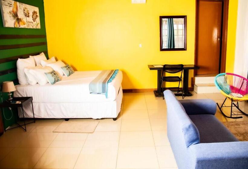 پانسیون Shape Inn Guest House