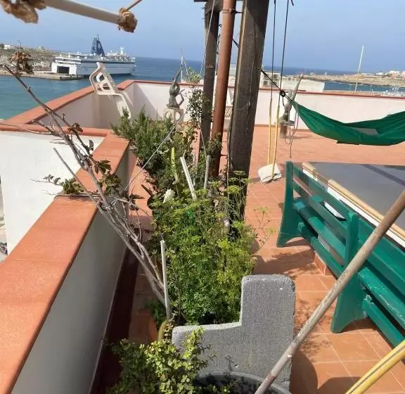 Aamiaismajoitus (B&B) Bb Lampedusa Cavaliere