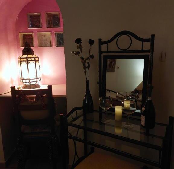 تختخواب و صبحانه Chambre Love Romantique Avec Spa Privée