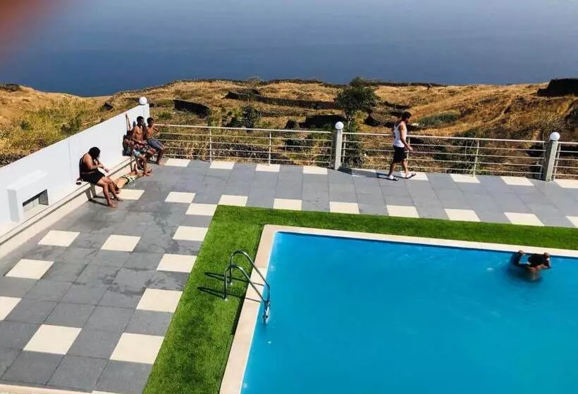 هتل Edificio Cosec