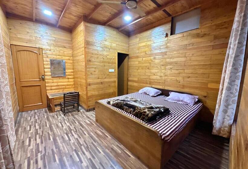 Hotel Farm With 5 Huts, Heated Pool And Bonfire