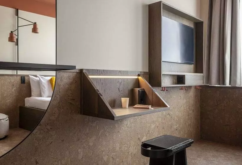 ホテル The Usual Rotterdam