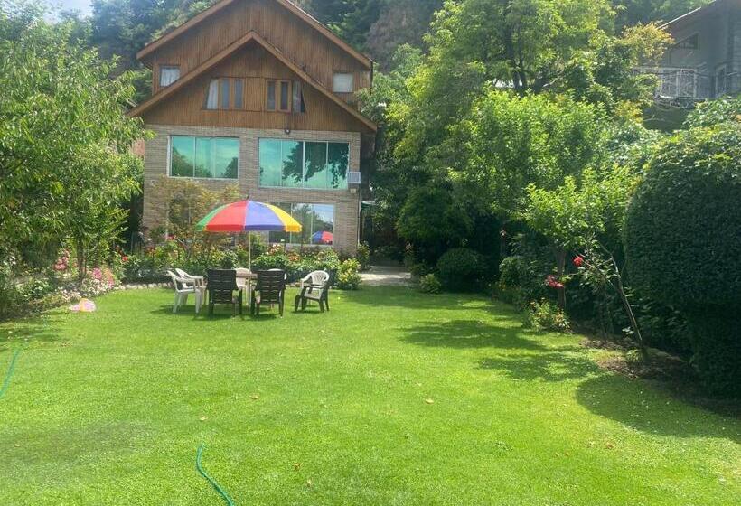 בית מלון כפרי Zebervan Retreat