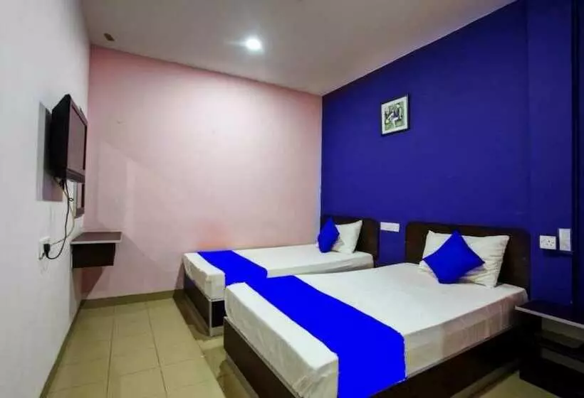 Hs Hotel Siswa Near Utar