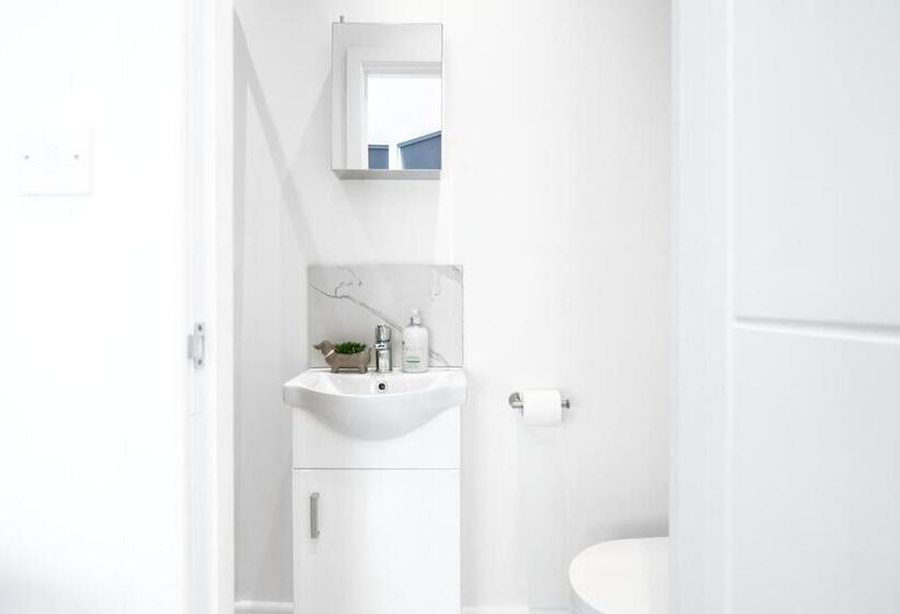 פנסיון Modern Studio Room By Livestay Short Lets & Serviced Accommodation London