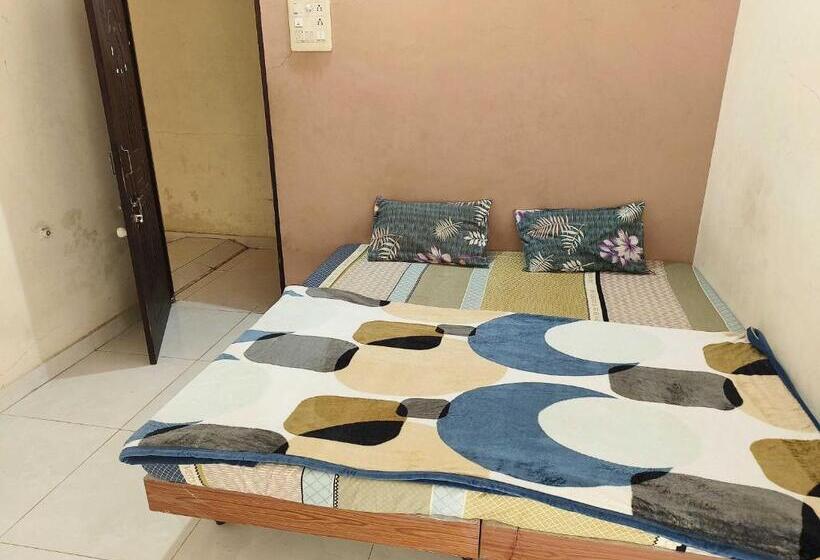 Spot On Hotel Vip Inn