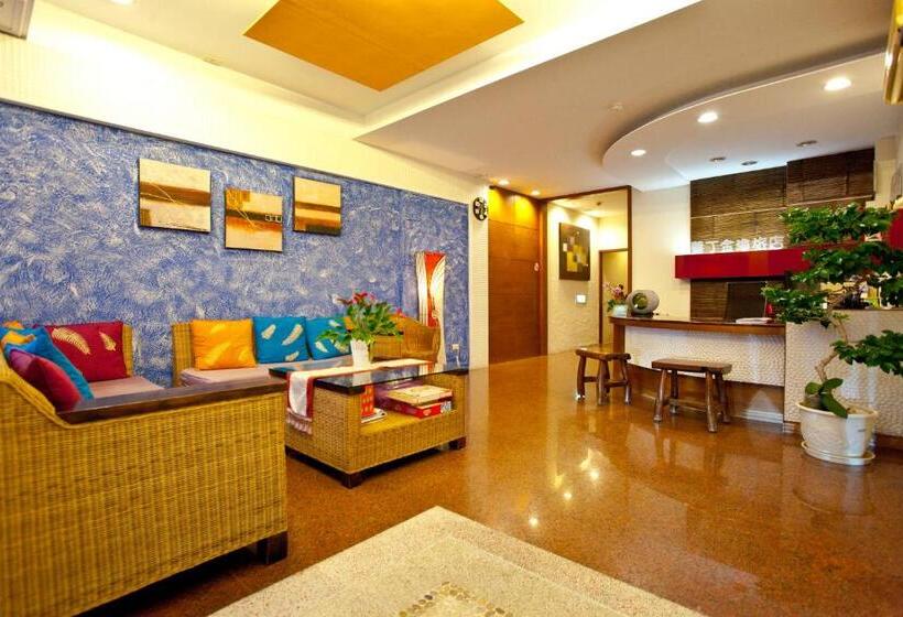 تختخواب و صبحانه Golden Sea Inn