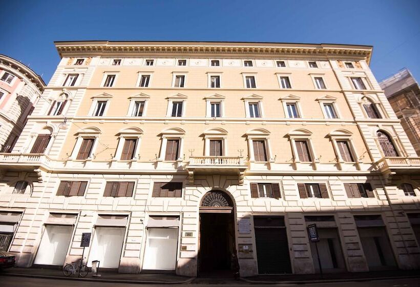 هتل Navona Queen Rooftop